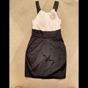 Black/cream Dress with rose detail